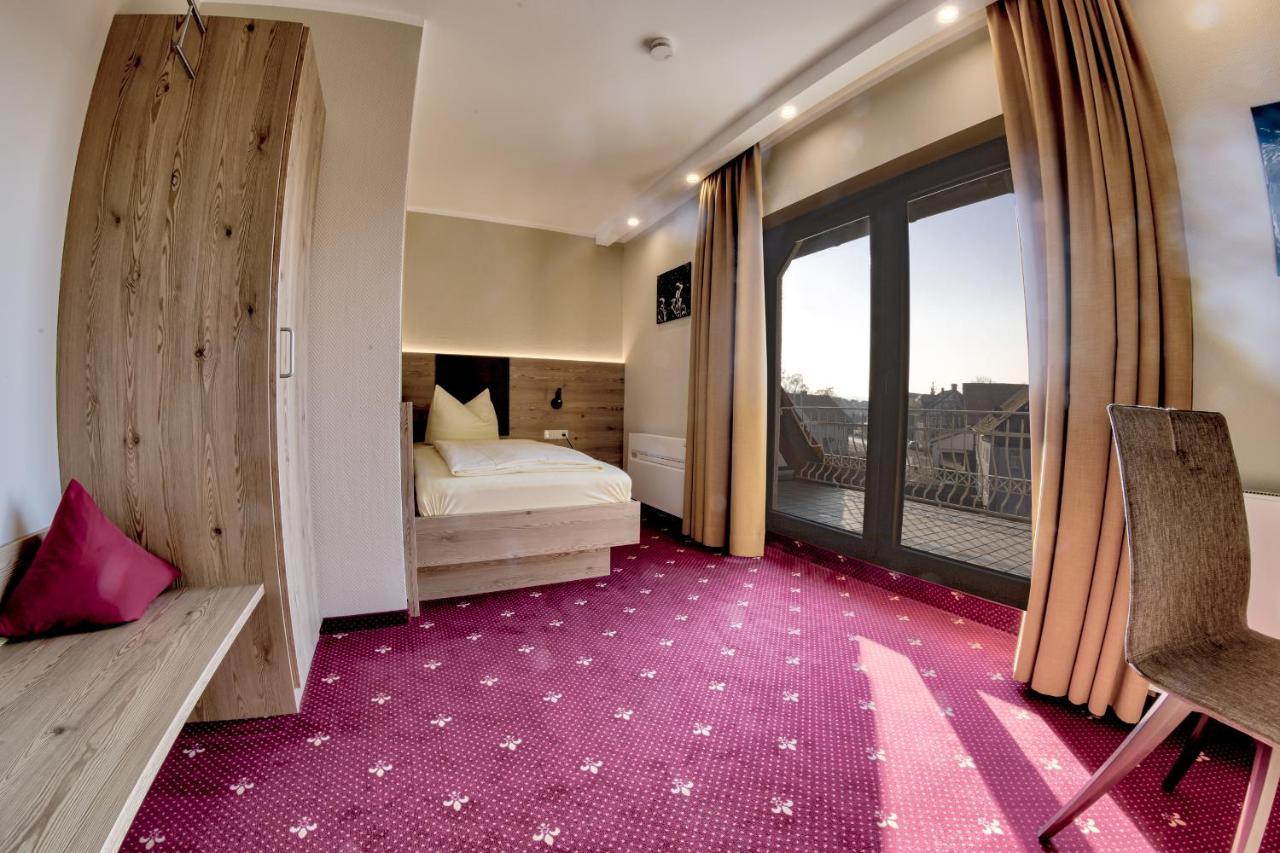 Hotel Zur Schmiede Алсфелд Екстериор снимка